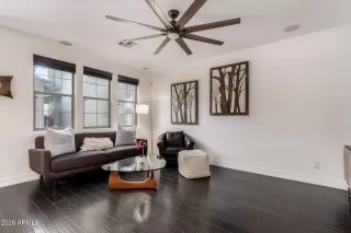 Photo #6: 6976661 Listing 