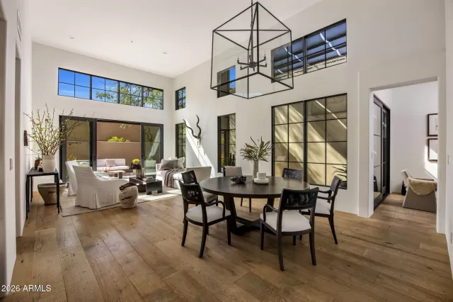 MLS: 6976700 Condo For Sale