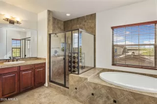 Photo #3: 6976766 Listing 