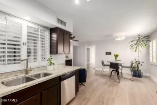 Photo #2: 6976810 Listing 