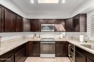 Photo #4: 6976810 Listing 