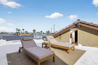 Photo #2: 6976814 Listing