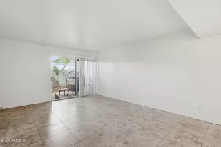 Photo #1: 6976885 Listing