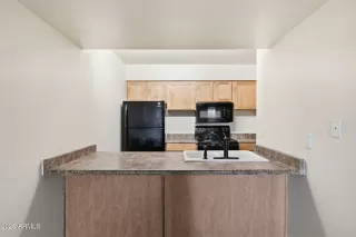 Photo #4: 6976885 Listing