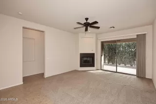 Photo #6: 6977152 Listing