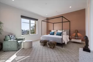 Photo #5: 6977158 Listing 