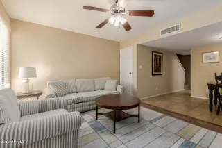 Photo #5: 6977221 Listing 