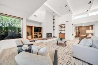 Photo #4: 6977436 Listing