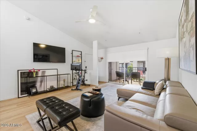 MLS: 6977503 Condo For Sale