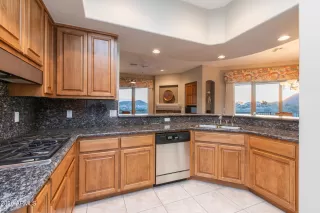 Photo #2: 6977583 Listing 