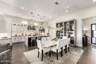 Photo #1: 6977594 Listing 