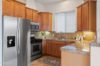 Photo #2: 6977617 Listing 