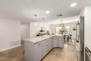 Photo #4: 6977638 Listing 