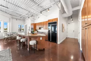 Photo #4: 6977895 Listing 