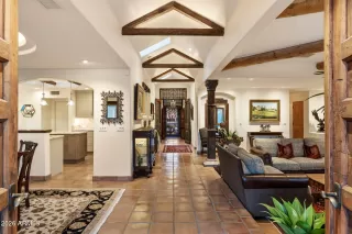 Photo #2: 6978306 Listing