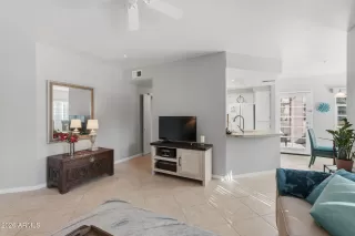 Photo #4: 6978456 Listing 