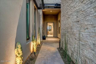 Photo #3: 6978484 Listing 