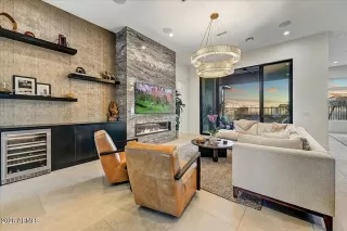 Photo #5: 6978484 Listing 