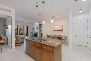 Photo #3: 6978568 Listing