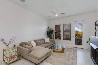 Photo #6: 6978568 Listing