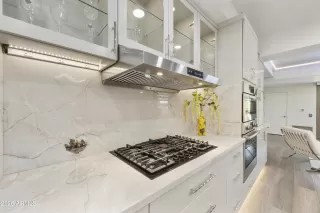 Photo #4: 6978574 Listing