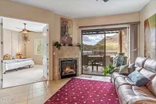 Photo #5: 6978618 Listing