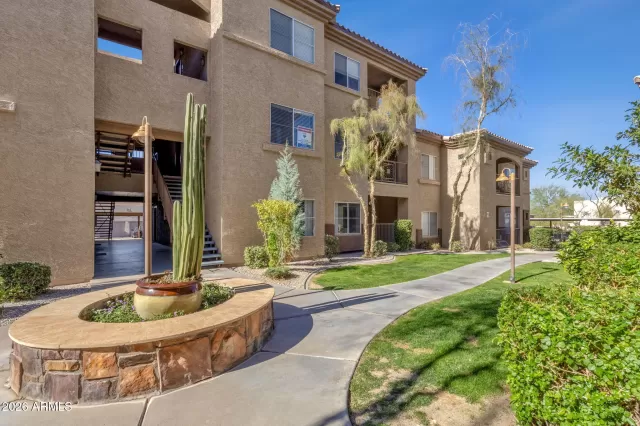 MLS: 6978985 Condo For Sale