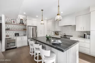 Photo #2: 6979159 Listing 