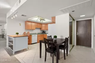 Photo #2: 6979402 Listing