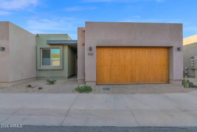 MLS: 6979459 Condo For Sale