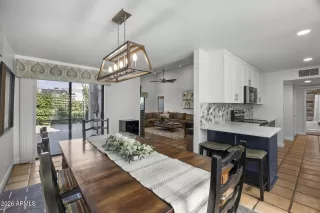 Photo #6: 6979570 Listing 