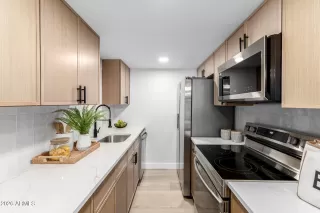 Photo #1: 6979619 Listing 