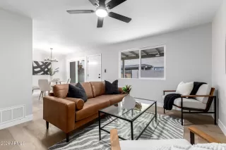 Photo #2: 6979619 Listing 