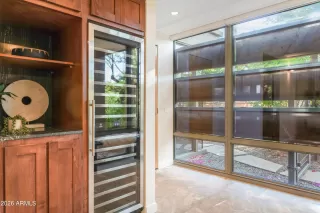 Photo #3: 6979625 Listing 