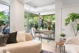 Photo #6: 6979625 Listing 