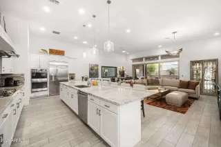 Photo #4: 6979645 Listing 