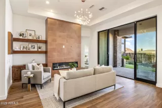 Photo #4: 6979704 Listing