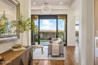 Photo #5: 6979704 Listing