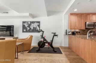 Photo #5: 6979713 Listing 