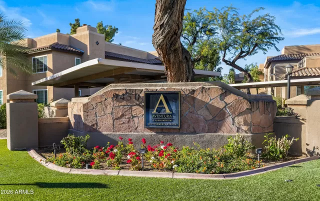 MLS: 6979890 Condo For Sale