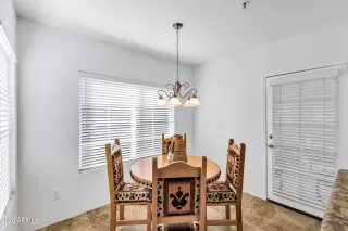 Photo #6: 6979890 Listing 