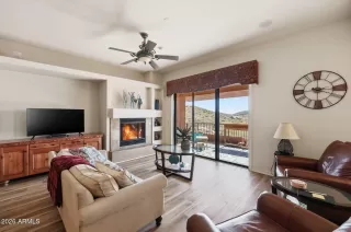 Photo #5: 6979895 Listing 