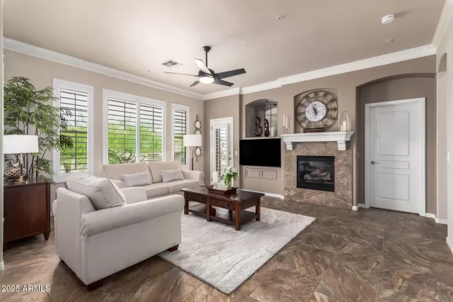 MLS: 6979898 Condo For Sale