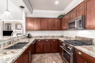 Photo #3: 6979898 Listing 