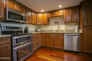 Photo #6: 6979945 Listing 