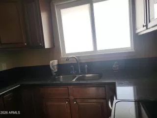 Photo #5: 6979981 Listing 