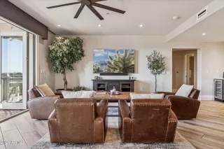 Photo #2: 6980011 Listing 