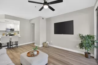 Photo #3: 6980026 Listing 