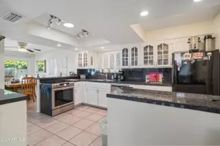 Photo #1: 6980096 Listing 