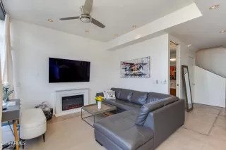 Photo #6: 6980123 Listing 